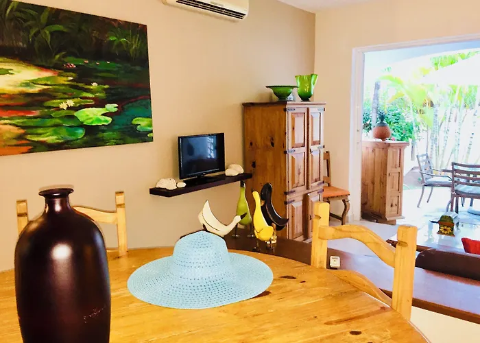 Playacar Guest house